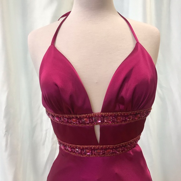 Xscape Evening Gown - Picture 2 of 8